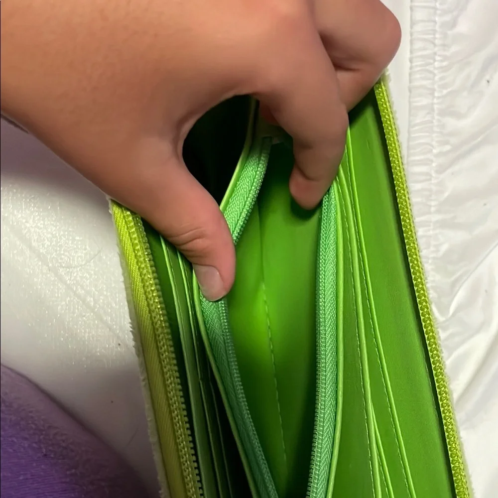 Baby Yoda wallet